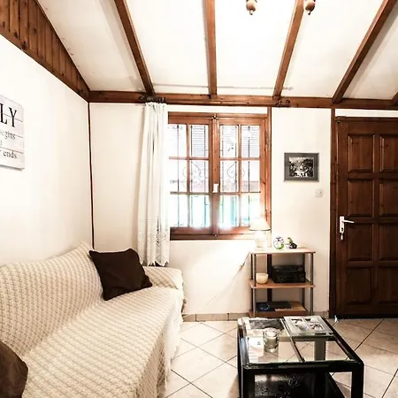 Semesterbostad Skala Under The Sun